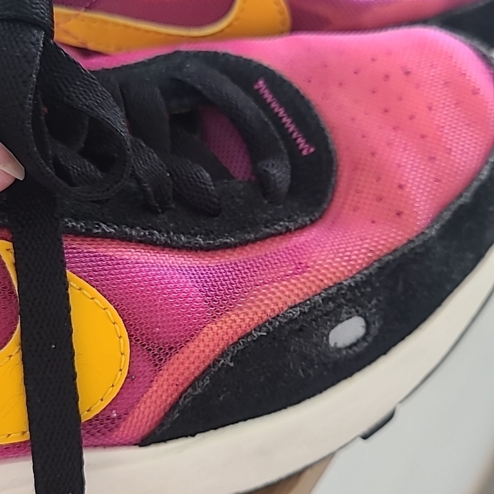 Nike Women's Waffle 1 Vibrant Pink and Black Sneakers with Yellow Swoosh - Picture 3 of 8